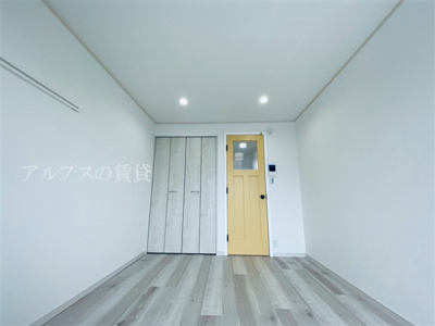 【居間・リビング】 | ハーミットクラブハウス横浜桜木町南