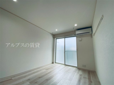 【居間・リビング】 | ハーミットクラブハウス横浜桜木町南