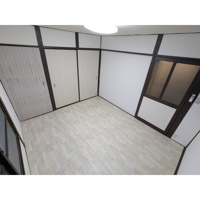 横浜市西区久保町住宅（０００５３１９）の居間・リビング