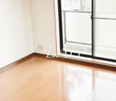 【居間・リビング】 | コムネット東府中 | 洋室のお部屋です。