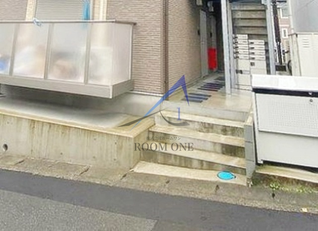 ヒルサイドテラス港南台のエントランス|エントランスです。