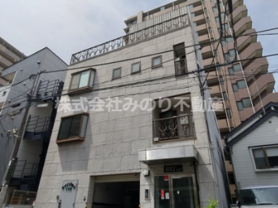 葛飾区新小岩１丁目の賃貸マンションの外観