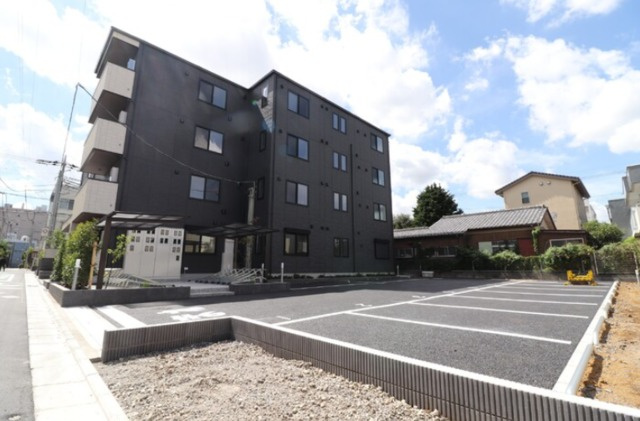 メゾン ド 常盤の駐車場