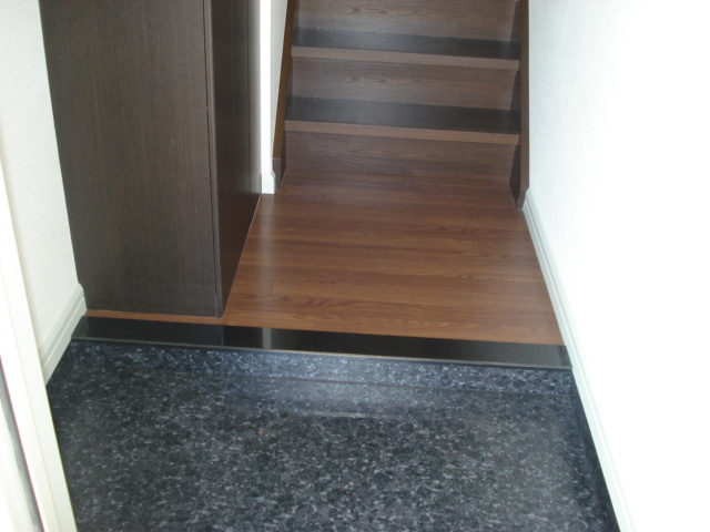 エルクレストールの玄関|玄関