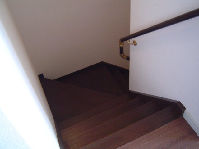 エルクレストールのその他|階段