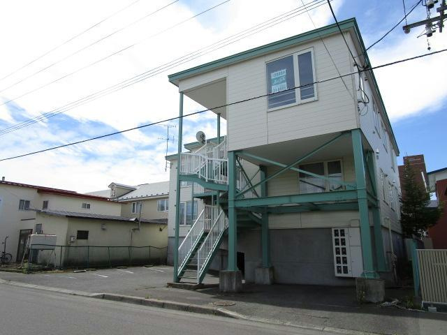 メゾンシエルブウルの外観