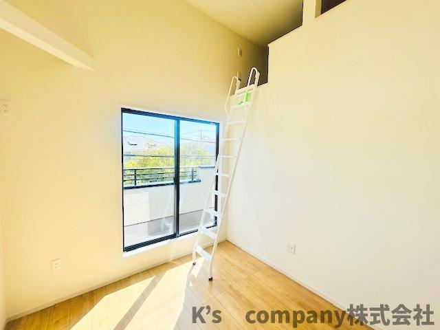 藤沢市鵠沼海岸3丁目　新築戸建の子供部屋|洋室5.0帖◇お子様のお部屋や趣味のお部屋にいかがでしょうか♪