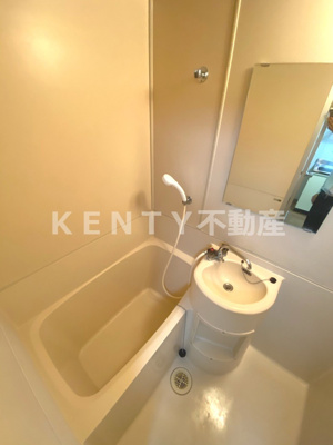 【洗面所】 | パールハイツ | ゆったり過ごせるお風呂です