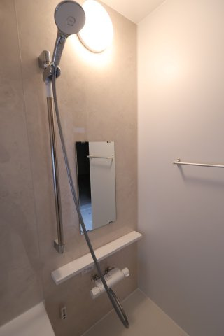 《仲介手数料無料》見沼区大字御蔵1248-16新築一戸建てハートフルタウンの浴室