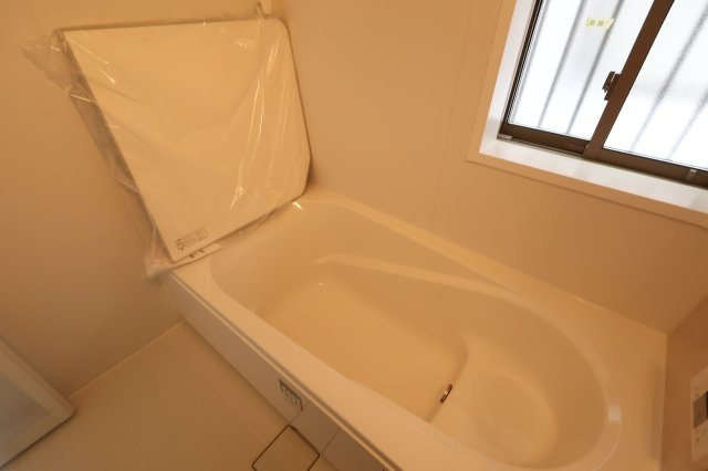 《仲介手数料無料》見沼区大字御蔵1248-16新築一戸建てハートフルタウンの浴室