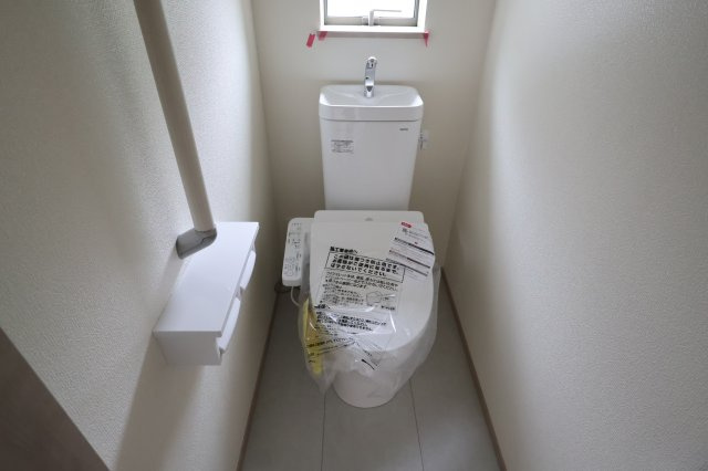 《仲介手数料無料》見沼区大字御蔵1248-16新築一戸建てハートフルタウンのトイレ
