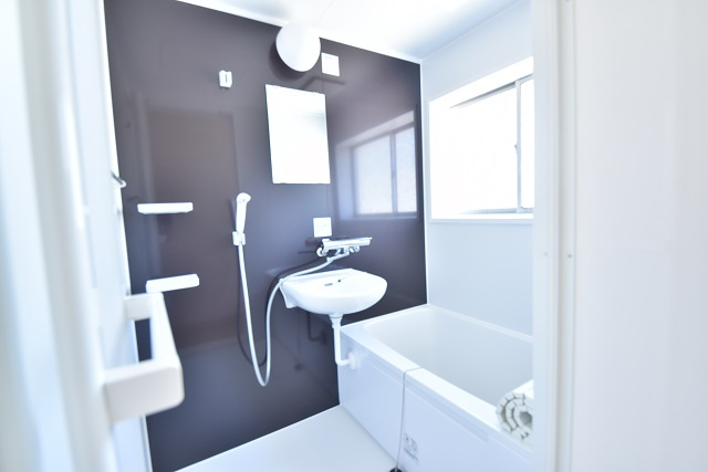 浜井アパートの浴室