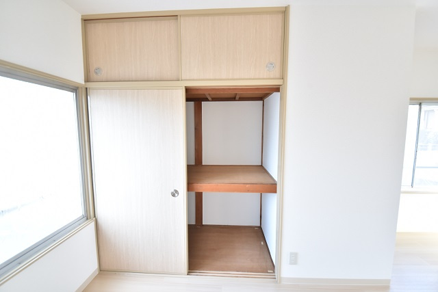 浜井アパートの収納