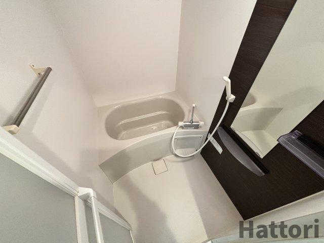 リブリ・岡町の浴室