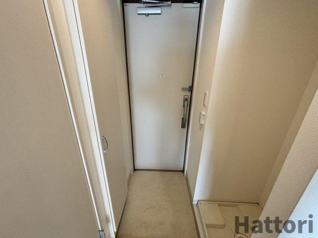 リブリ・岡町の玄関