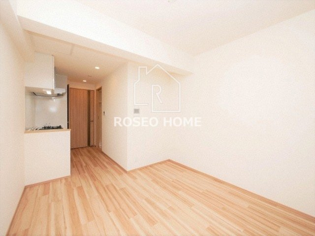 レオンコンフォート本町クレセントの居間・リビング|同マンション別部屋：参考写真