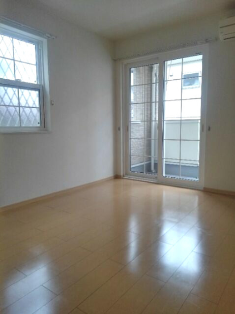 プリムローズの居間・リビング|同施工会社別建物写真