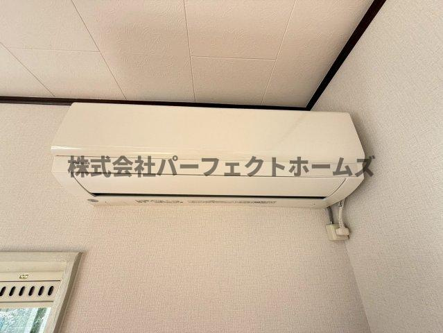 国松町戸建　賃貸の設備|エアコン！