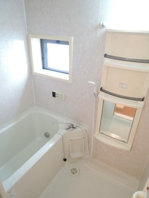 【浴室】 | ローズコート宮の内 Ａ | バス