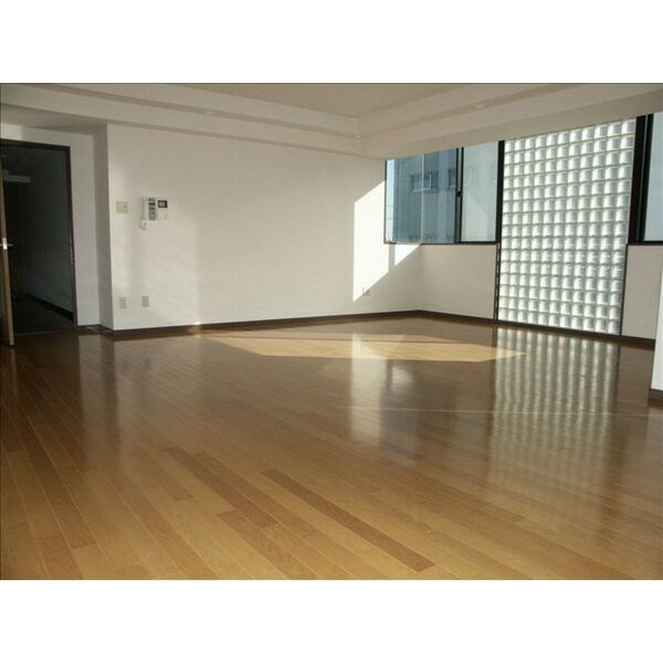 コンソロール1の居間・リビング