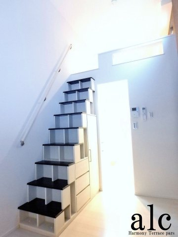 ハーモニーテラス若宮Ⅶの居間・リビング|同仕様