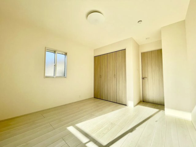 練馬区大泉町2丁目　長期優良住宅　省エネ大型邸宅の洋室