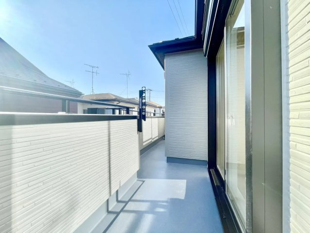 練馬区大泉町2丁目　長期優良住宅　省エネ大型邸宅のバルコニー