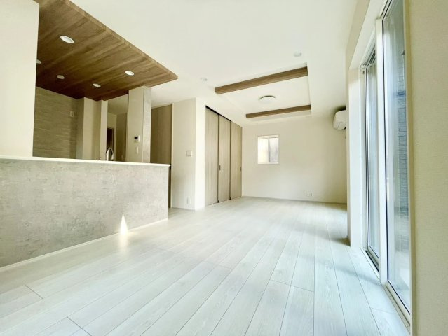 練馬区大泉町2丁目　長期優良住宅　省エネ大型邸宅の外観