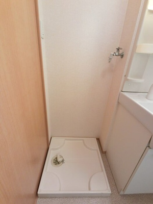 【設備】 | ピア･アベニュー Ｃ | 洗面室 洗濯機置き場