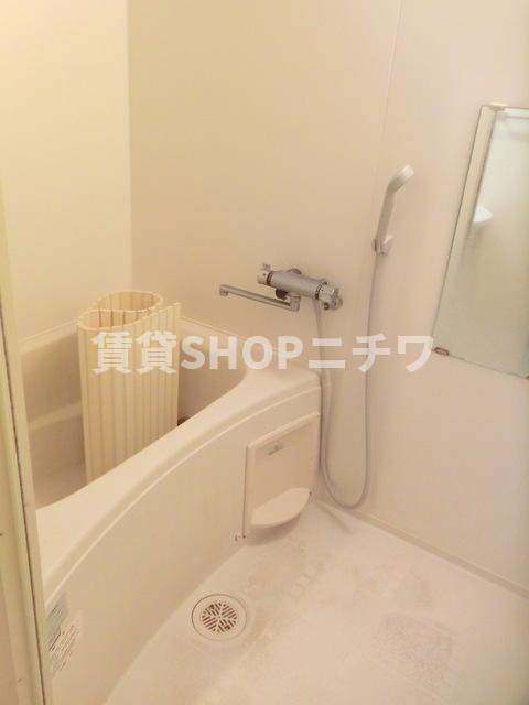 渋谷本町レジデンスの浴室