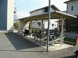 加古川市尾上町安田のアパートのその他|駐輪場