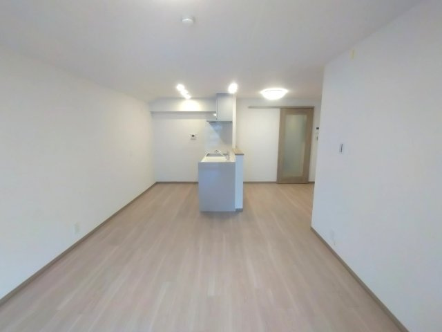 宝塚パインクレストの居間・リビング