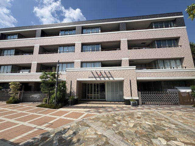 メープル御影山手セレヴィの外観|2025年9月撮影