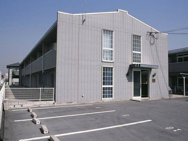 加古川市野口町北野のアパートの外観