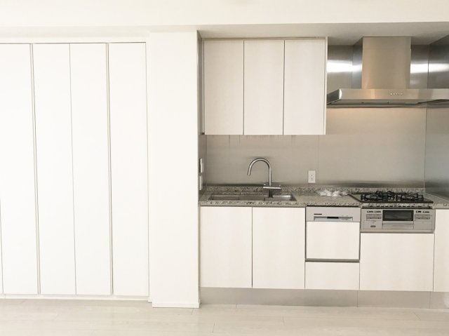 ザ・パークハウス神戸トアロードのキッチン