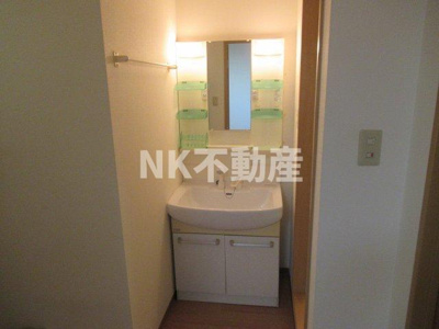 【洗面所】 | ハイツウイングスター（鴫野賃貸） | 使いやすい洗面所です