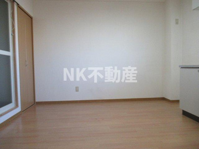 【居間・リビング】 | ハイツウイングスター（鴫野賃貸） | 洋室です