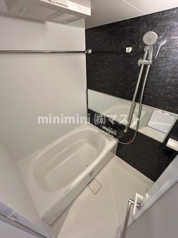 スプランディッド弁天町DUEの浴室