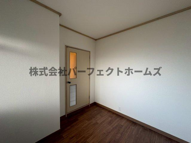 枚方日光ハイツの洋室|コンパクトで使いやすい洋室です