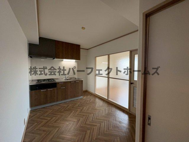 枚方日光ハイツの居間・リビング|居間です