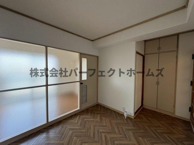 枚方日光ハイツの居間・リビング|こちらの居間で趣味の時間をお楽しみください