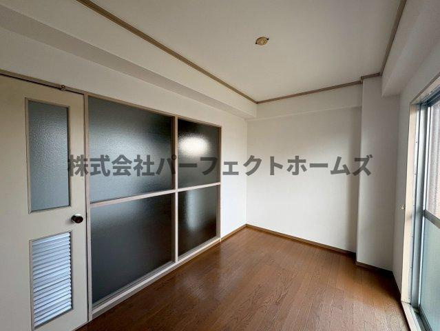 枚方日光ハイツの洋室|コンパクトで使いやすい洋室です