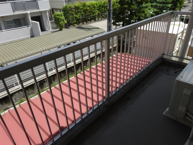 メゾン嵐山のバルコニー