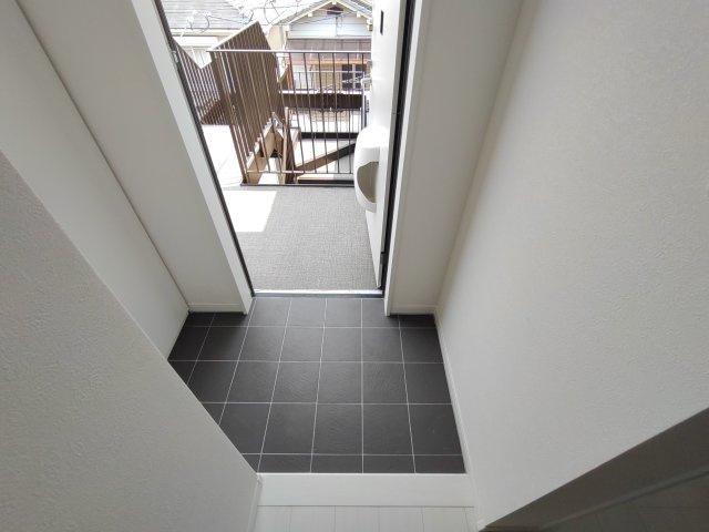 【玄関】 | Regulus板宿（収益一棟売マンション）