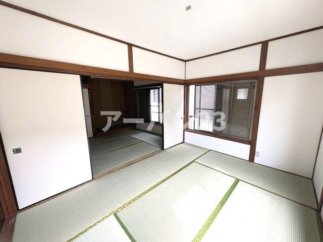 清水貸家の寝室