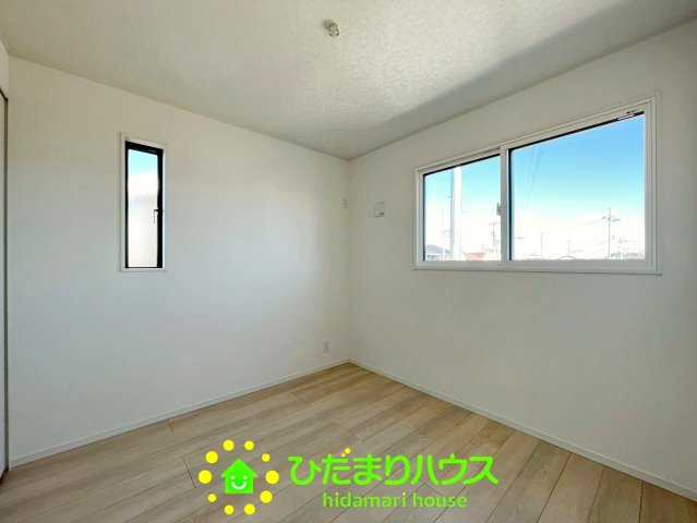 宮代町百間第８　新築一戸建て　04　クレイドルガーデンの子供部屋