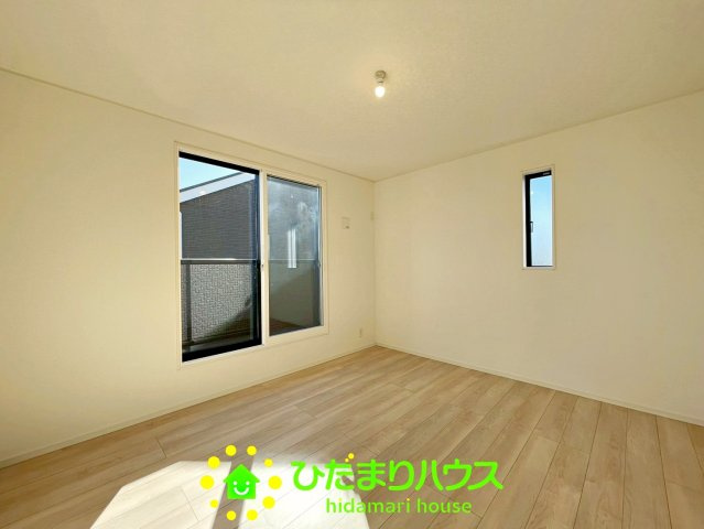 宮代町百間第８　新築一戸建て　05　クレイドルガーデンの寝室|日当たりも良好な主寝室です。
