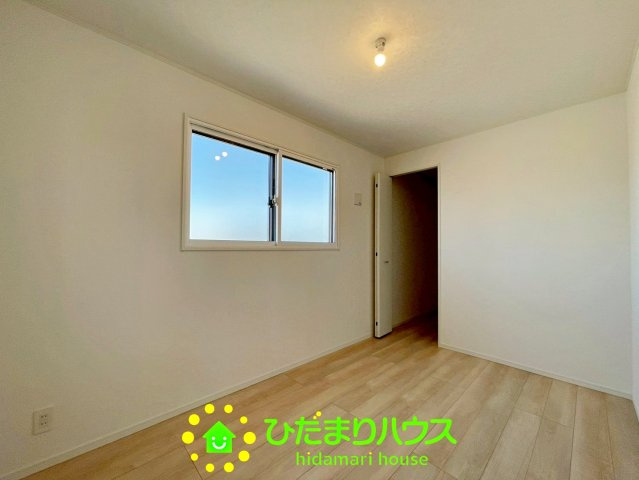 宮代町百間第８　新築一戸建て　05　クレイドルガーデンの収納|各部屋に収納があるのでオフシーズンの洋服もたっぷり仕舞えます。