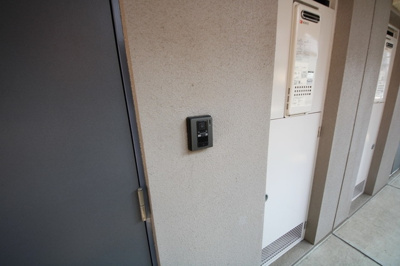 【セキュリティ】 | エルブセジュール | テレビインターホン付き♪