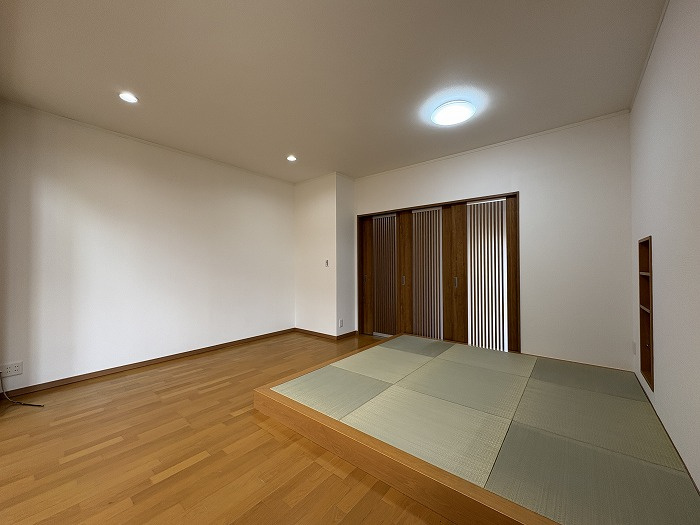 【居間・リビング】の画像